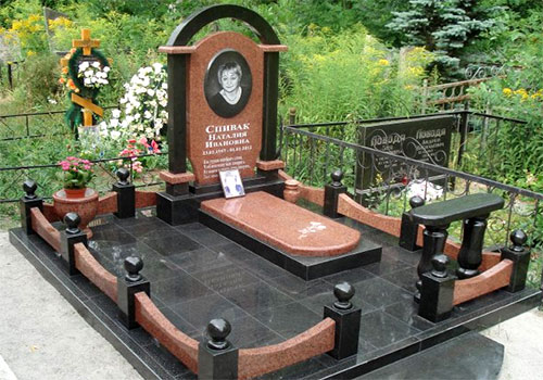 Елітні пам'ятники 