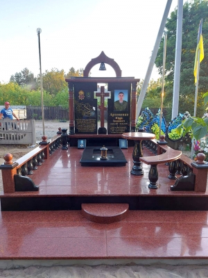 Елітний пам'ятник військового